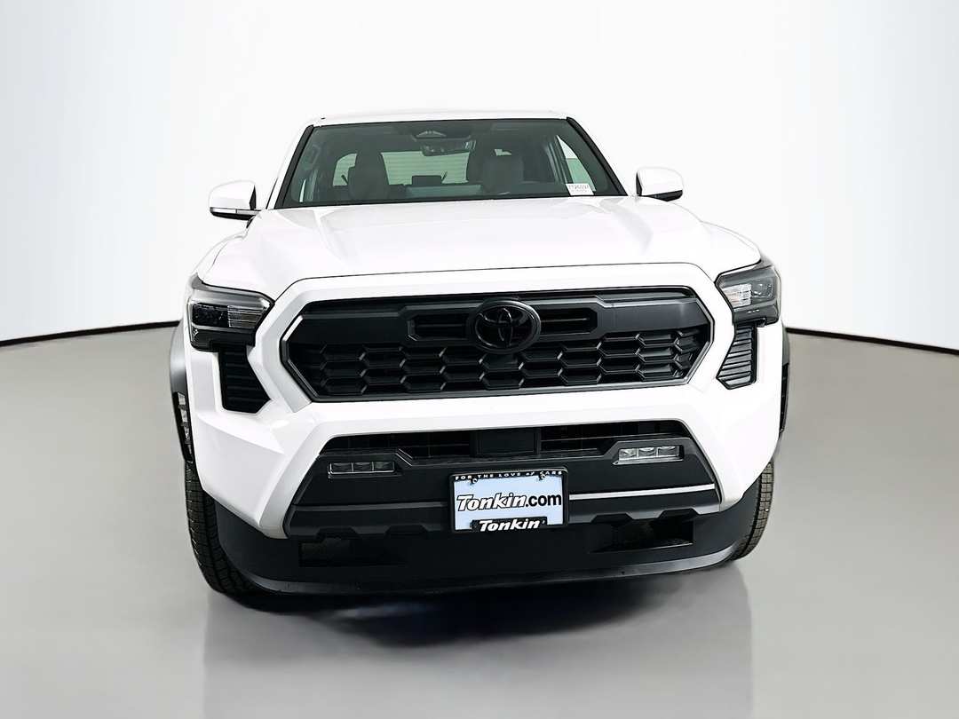 2026 Toyota Tacoma Hybrid TRD Off Road - Image 2