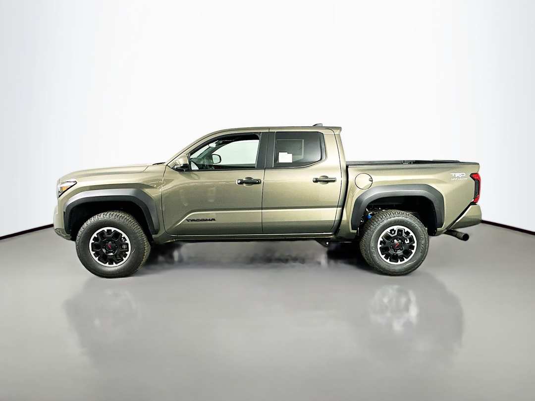 2026 Toyota Tacoma TRD OffRoad - Image 4