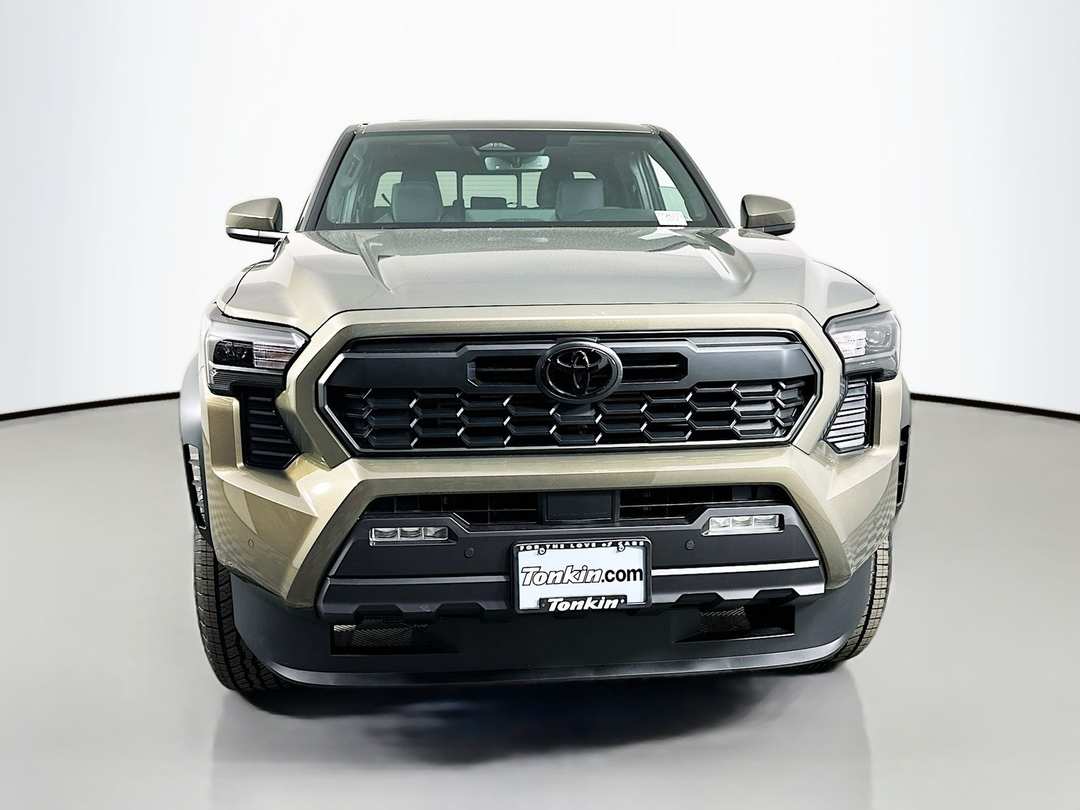 2026 Toyota Tacoma Hybrid TRD Off Road - Image 2