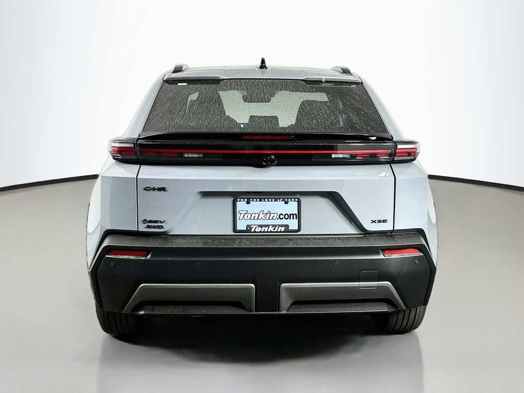 2026 Toyota C-Hr XSE - Image 6