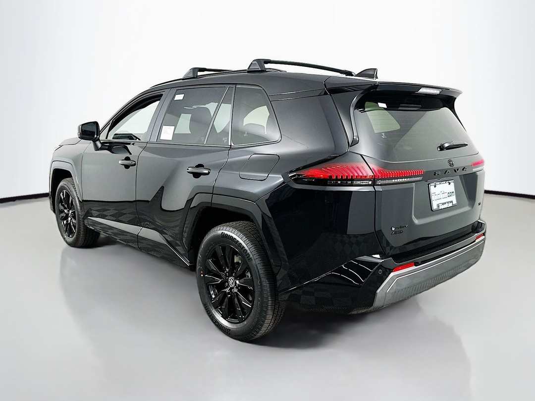 2026 Toyota Rav4 SE - Image 5