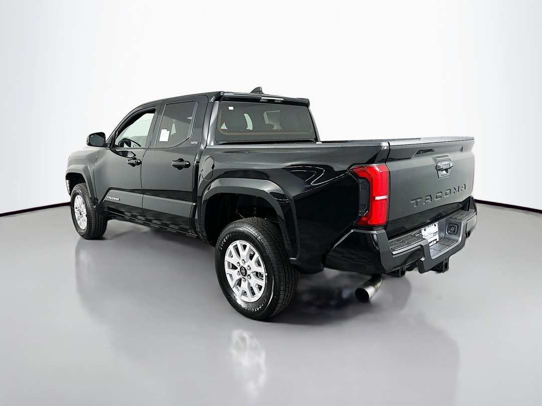 2026 Toyota Tacoma SR5 - Image 5