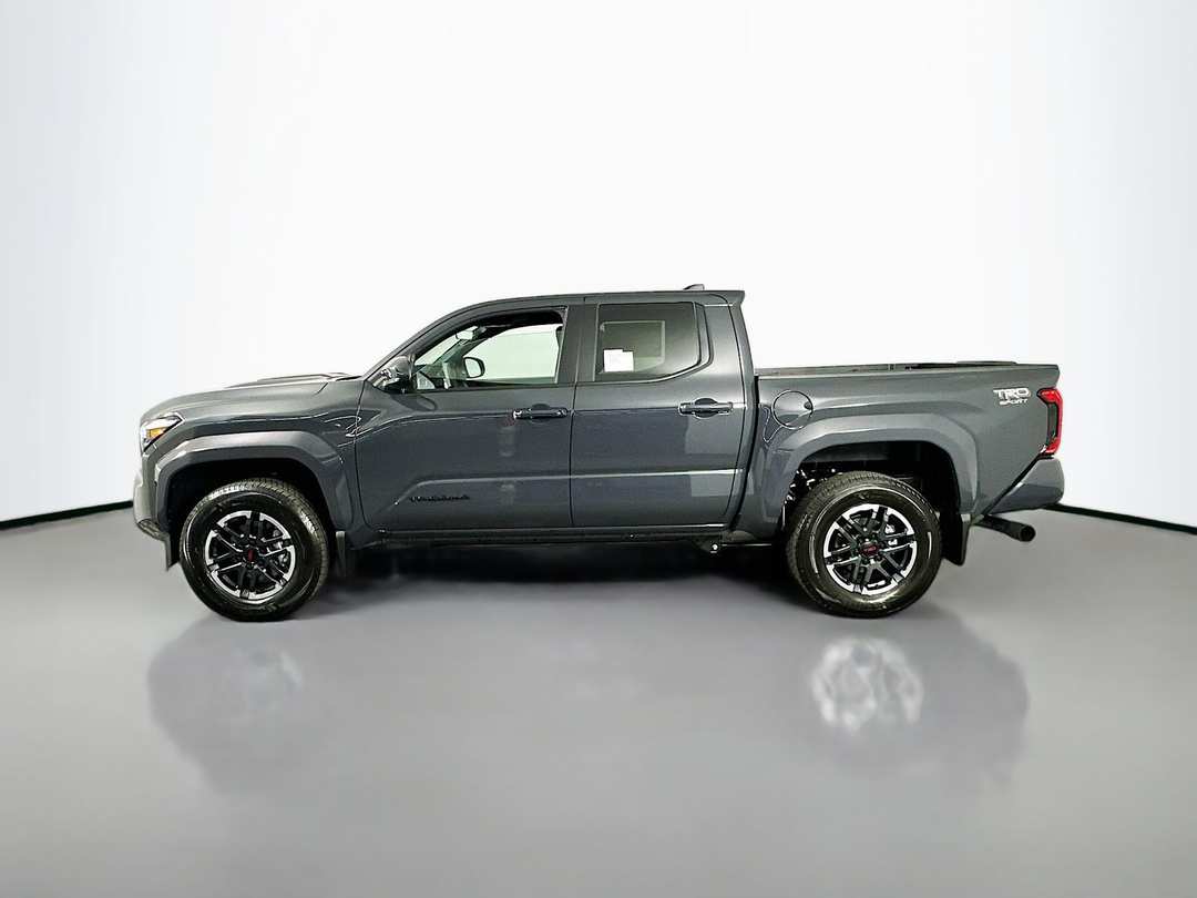 2026 Toyota Tacoma TRD Sport - Image 4