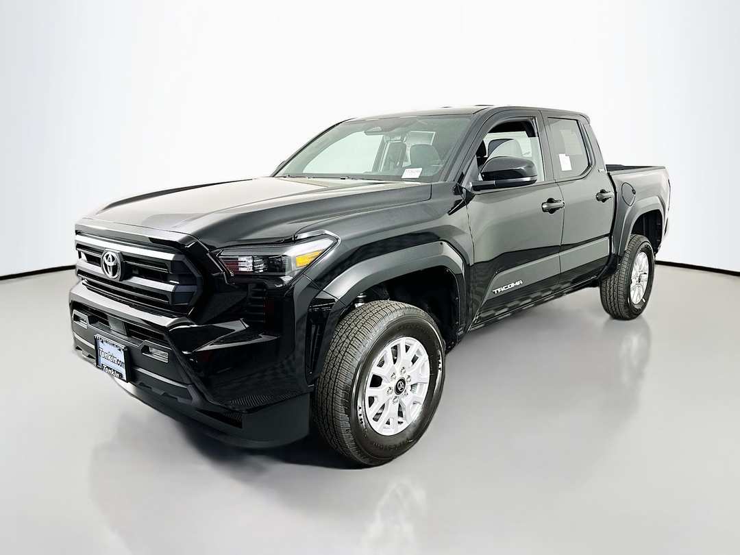 2026 Toyota Tacoma SR5 - Image 3