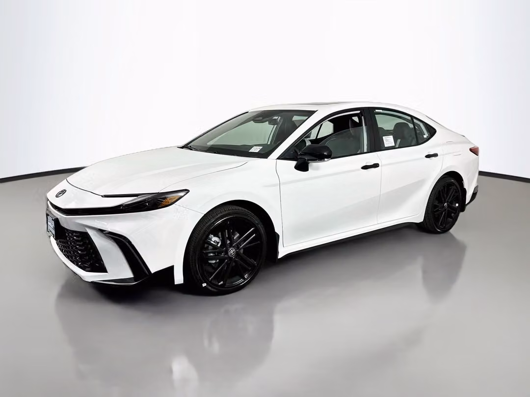 2026 Toyota Camry SE Nightshade - Image 3