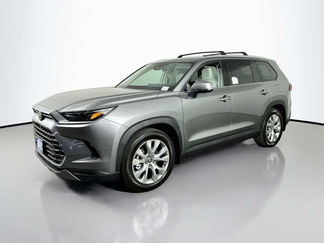 2026 Toyota Grand Highlander Hybrid Limited - Image 3