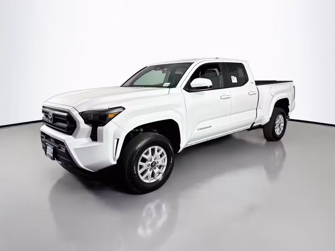 2026 Toyota Tacoma SR5 - Image 3