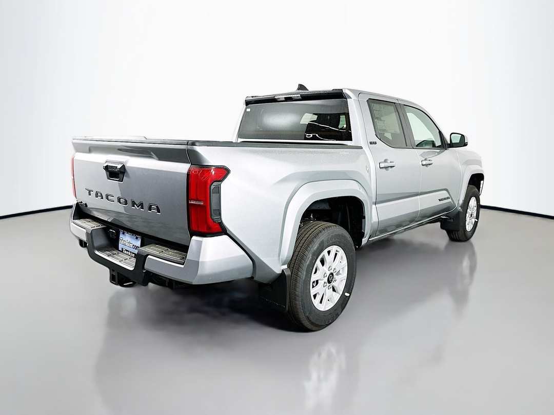 2026 Toyota Tacoma SR5 - Image 7