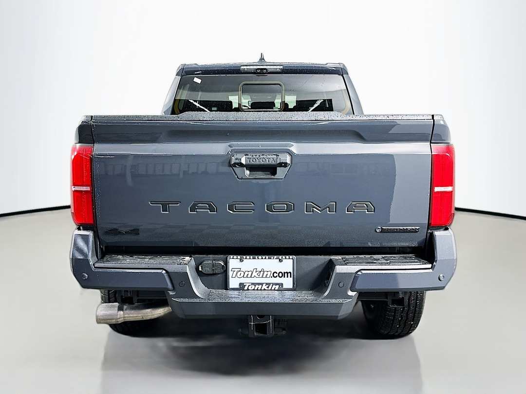 2026 Toyota Tacoma Hybrid TRD Off Road - Image 6