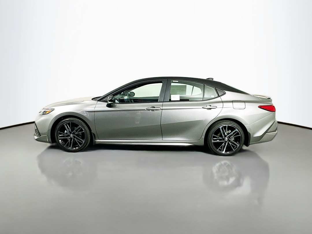 2026 Toyota Camry XSE - Image 4