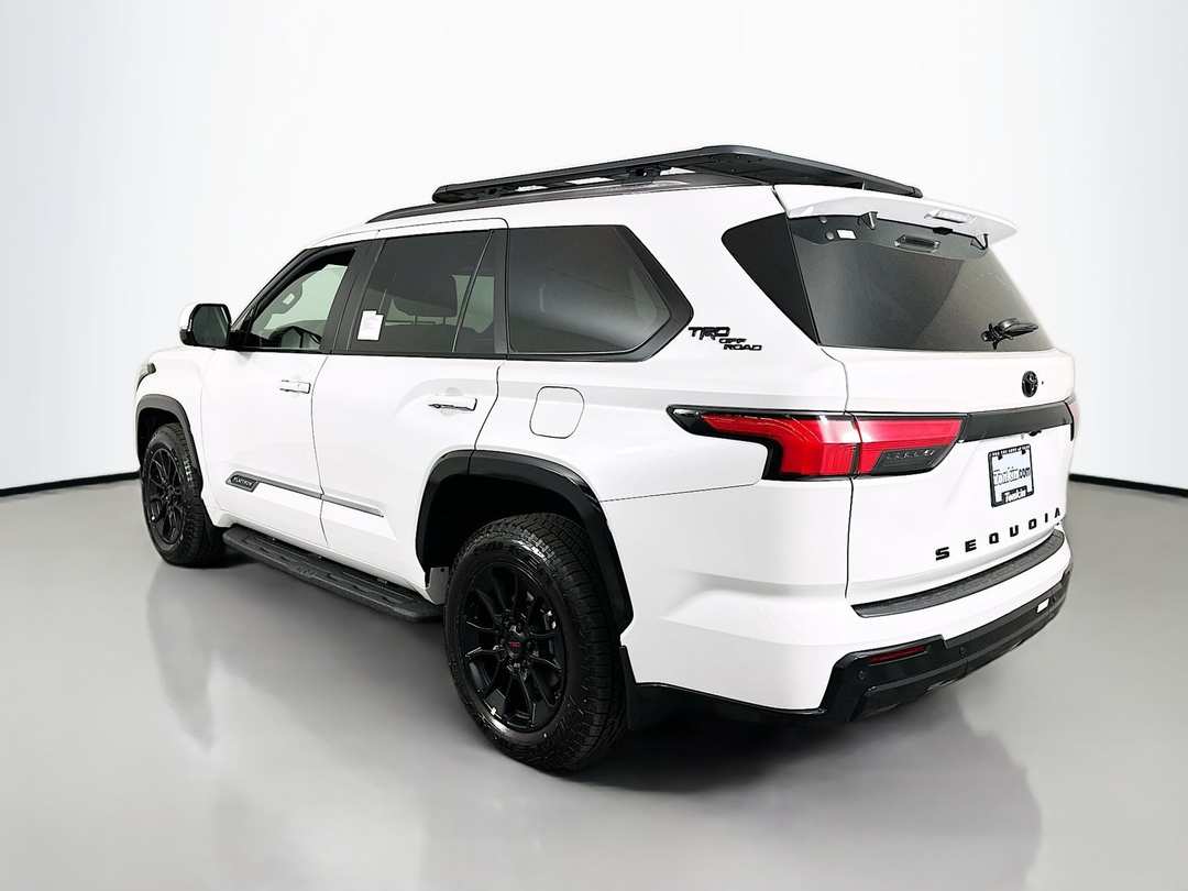 2026 Toyota Sequoia Platinum - Image 5