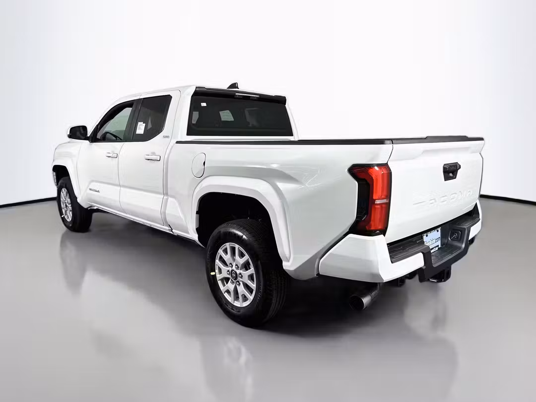 2026 Toyota Tacoma SR5 - Image 5