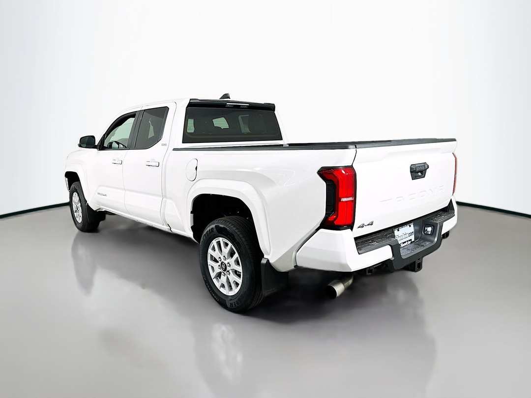 2026 Toyota Tacoma SR5 - Image 5