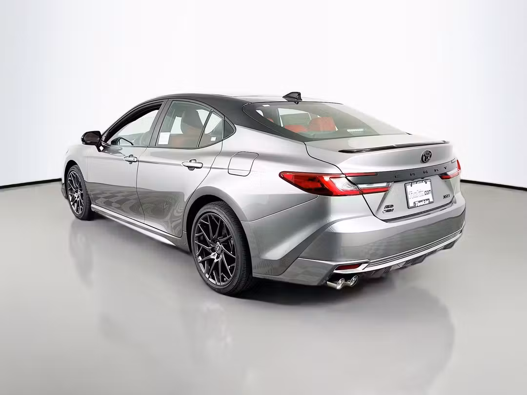 2026 Toyota Camry XSE - Image 5