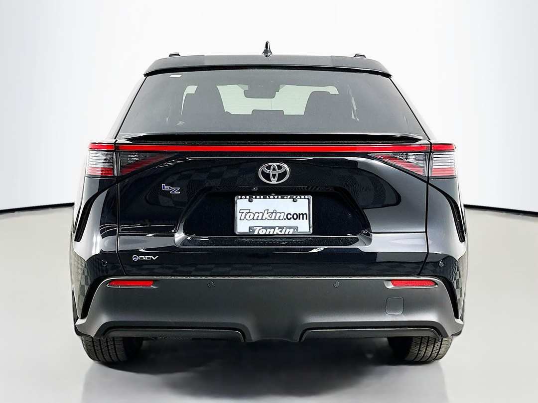2026 Toyota Bz XLE Plus - Image 6