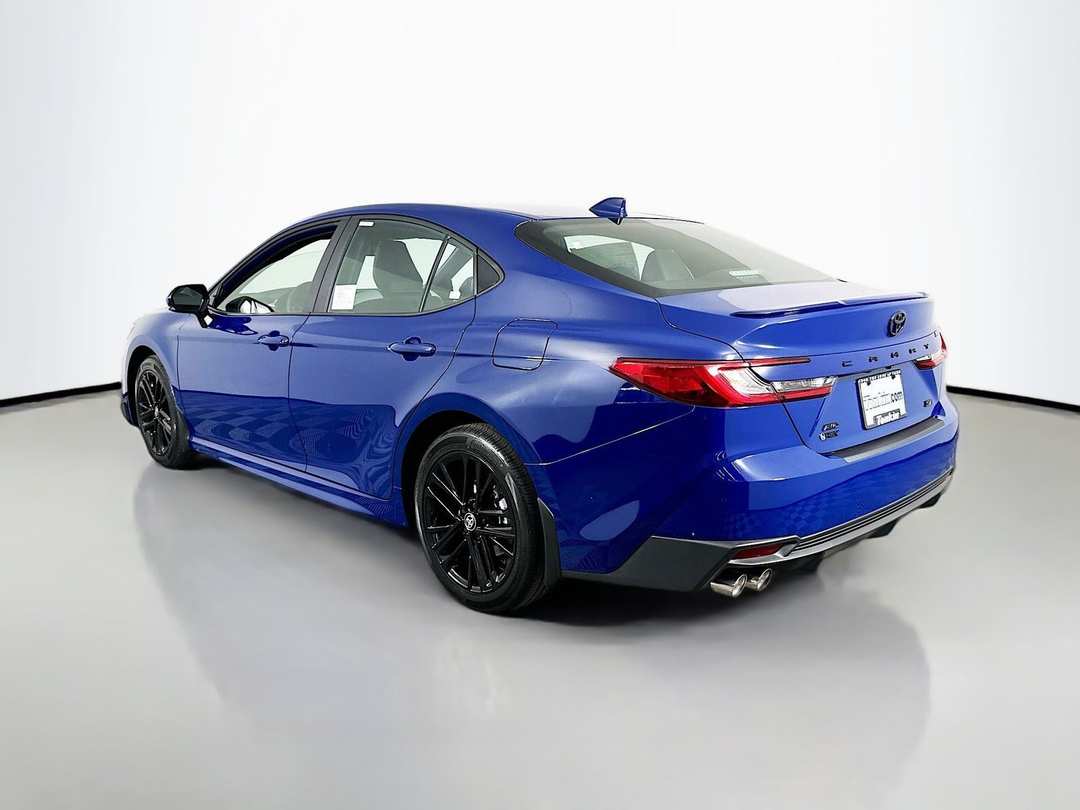 2026 Toyota Camry XSE - Image 5