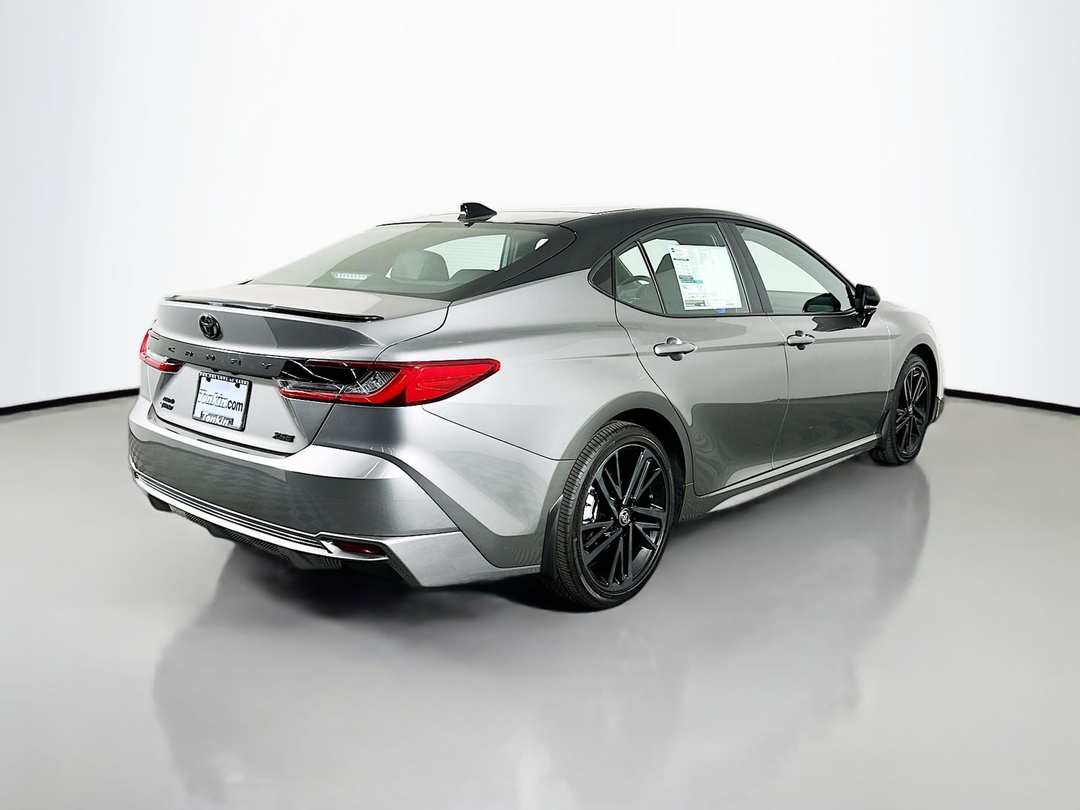 2026 Toyota Camry XSE - Image 7
