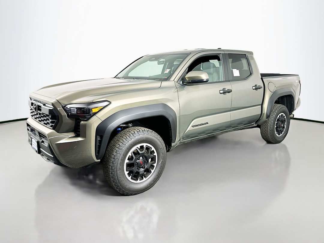 2026 Toyota Tacoma TRD OffRoad - Image 3