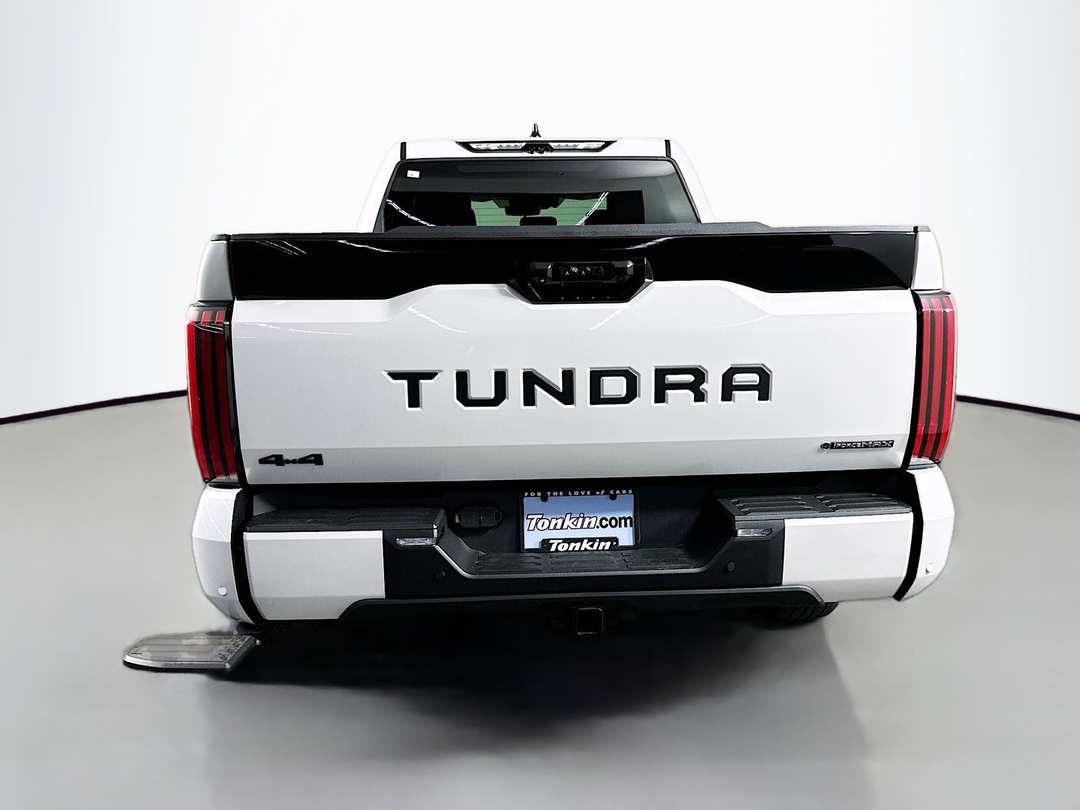 2026 Toyota Tundra Hybrid Platinum - Image 6