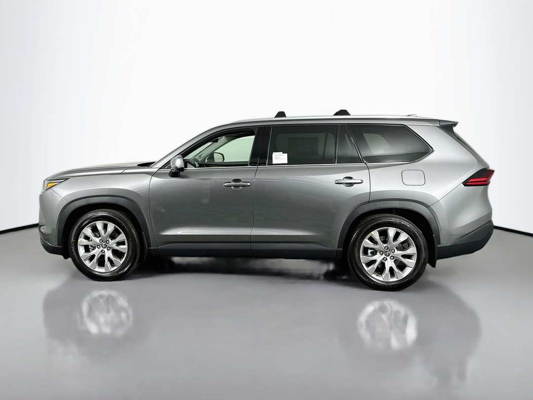 2026 Toyota Grand Highlander Hybrid Limited - Image 4