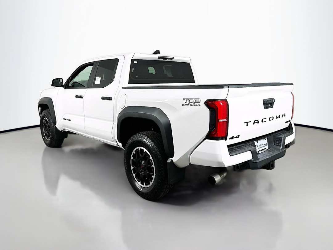 2026 Toyota Tacoma Hybrid TRD Off Road - Image 5