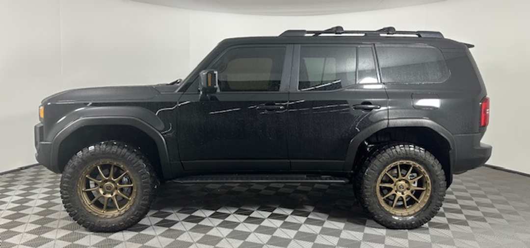 Toyota Land Cruiser - Image 4