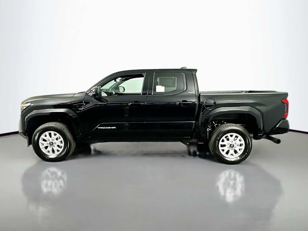 2026 Toyota Tacoma SR5 - Image 4
