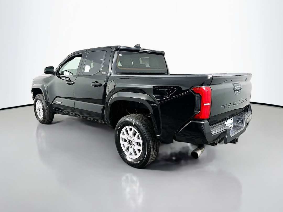 2026 Toyota Tacoma SR5 - Image 5