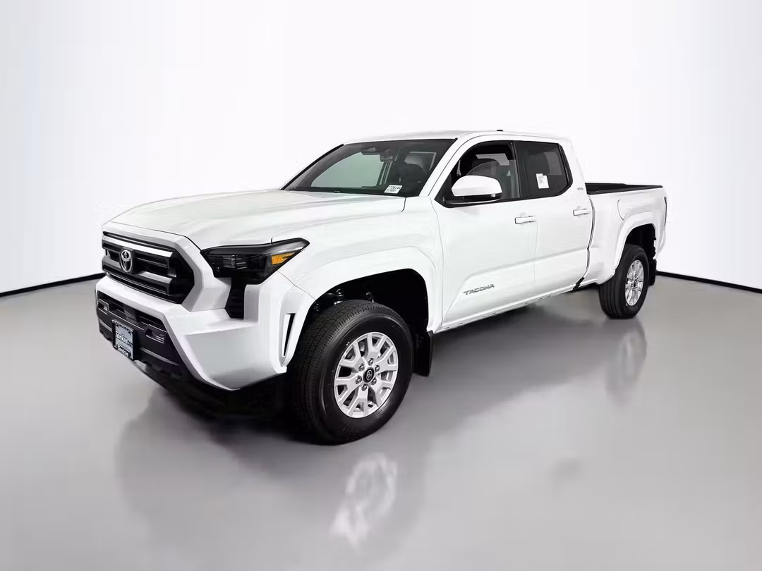 2026 Toyota Tacoma SR5 - Image 3