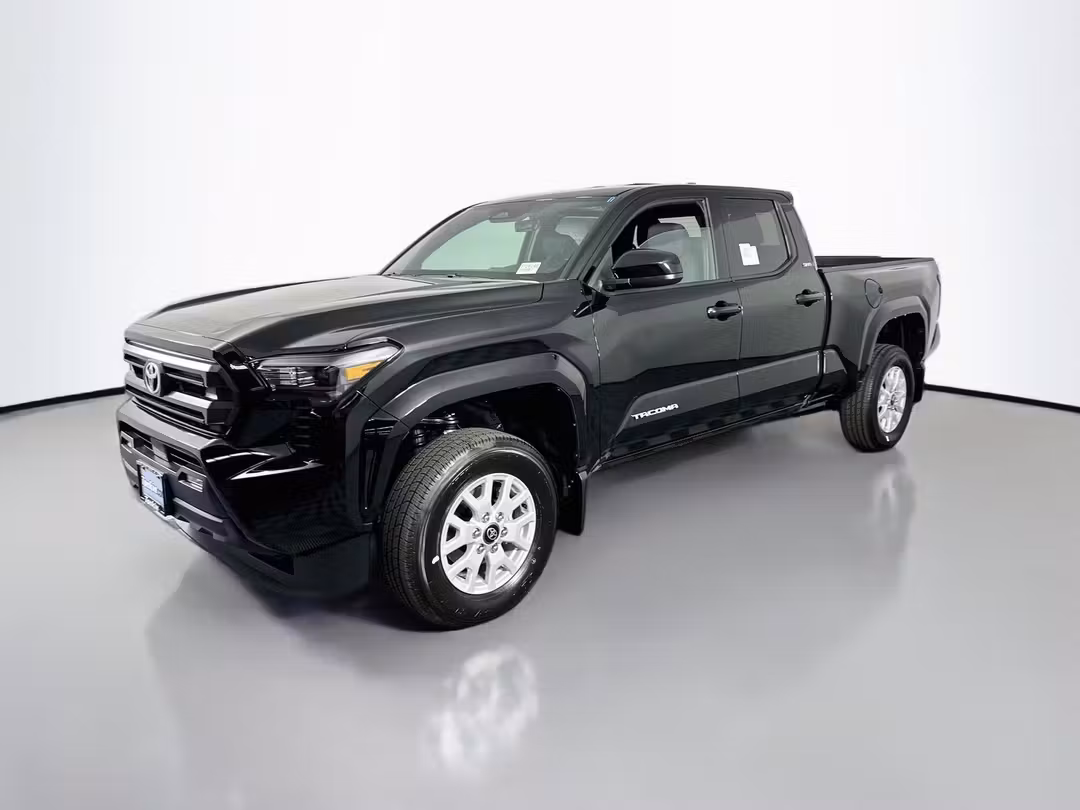 2026 Toyota Tacoma SR5 - Image 3