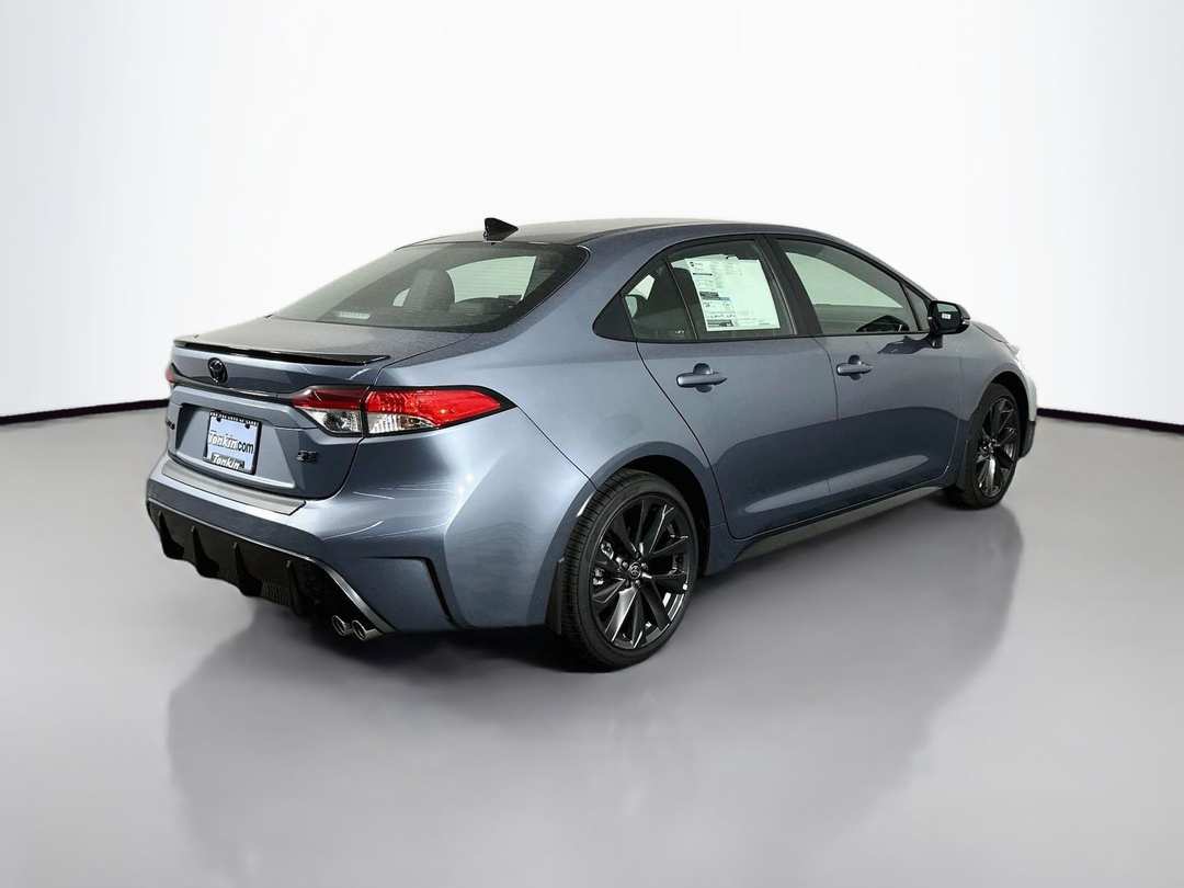2026 Toyota Corolla SE - Image 7