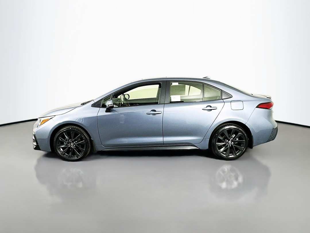 2026 Toyota Corolla XSE - Image 4
