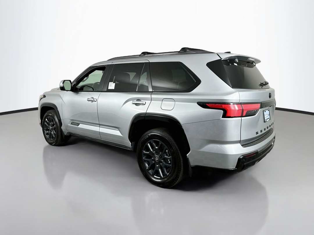 2026 Toyota Sequoia Platinum - Image 5