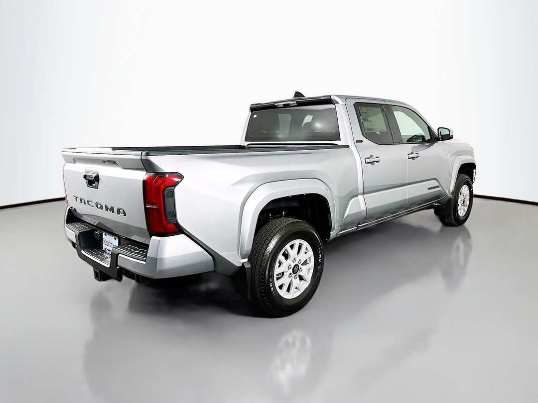 2026 Toyota Tacoma SR5 - Image 7