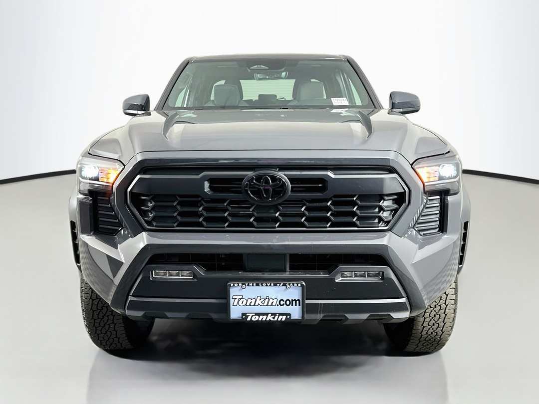 2026 Toyota Tacoma TRD OffRoad - Image 2